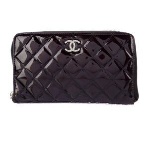 Chanel Black Quilted Women's wallet